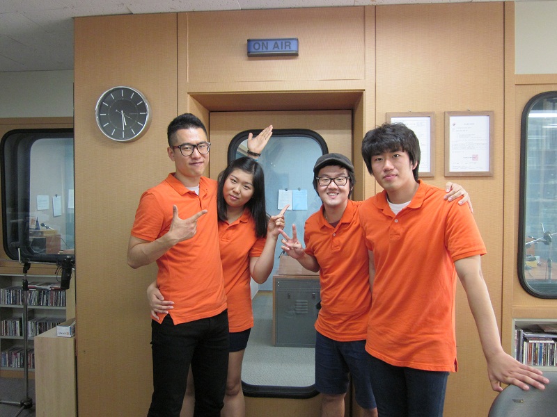 ����FM<���������ڴ�>,UCC�� ź��!