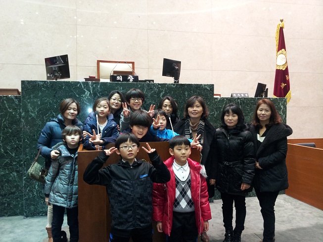 “야탑초등학교 학생 및 학부모, 시의회 견학” 