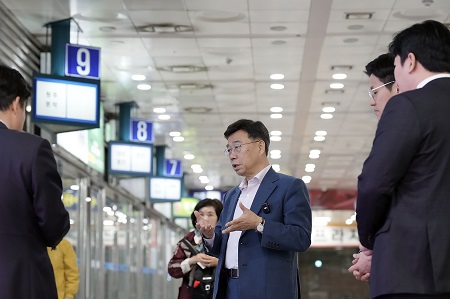 �������չ����͹̳�, ������ ���� �ӿ����� ���� � 1��